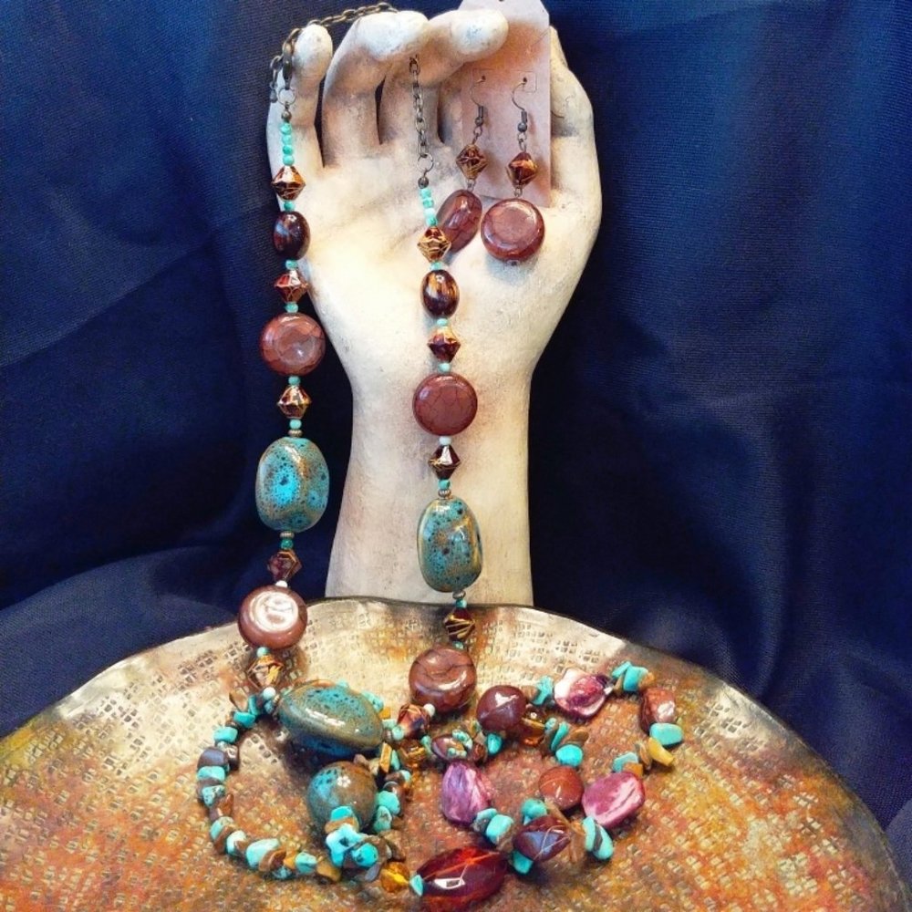 Vintage Genuine Turquoise Chips/Hubei Turquoise Necklace Earring Bracelet Set